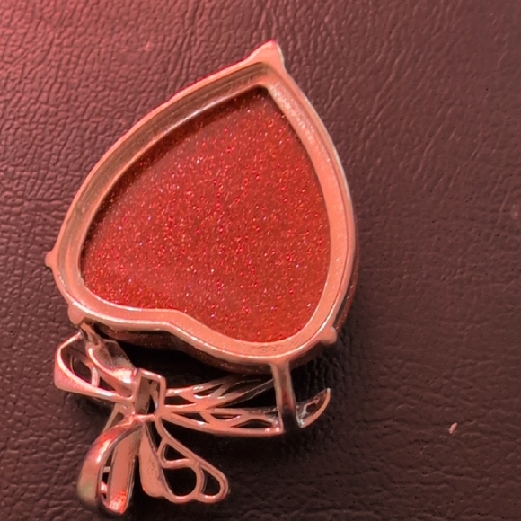 Elegant Red  Goldstone Heart Pendant - Picture 5 of 7